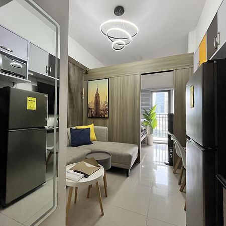 Edsa Fame Residences T11014 - 1 Bedroom 24Sqm Pop Of Yellow Unit Walking Distance To Shaw Mrt Megamall & Shangri-La Mall Greenfield District Mandaluyong - Staycations By Sms Manila Exterior photo